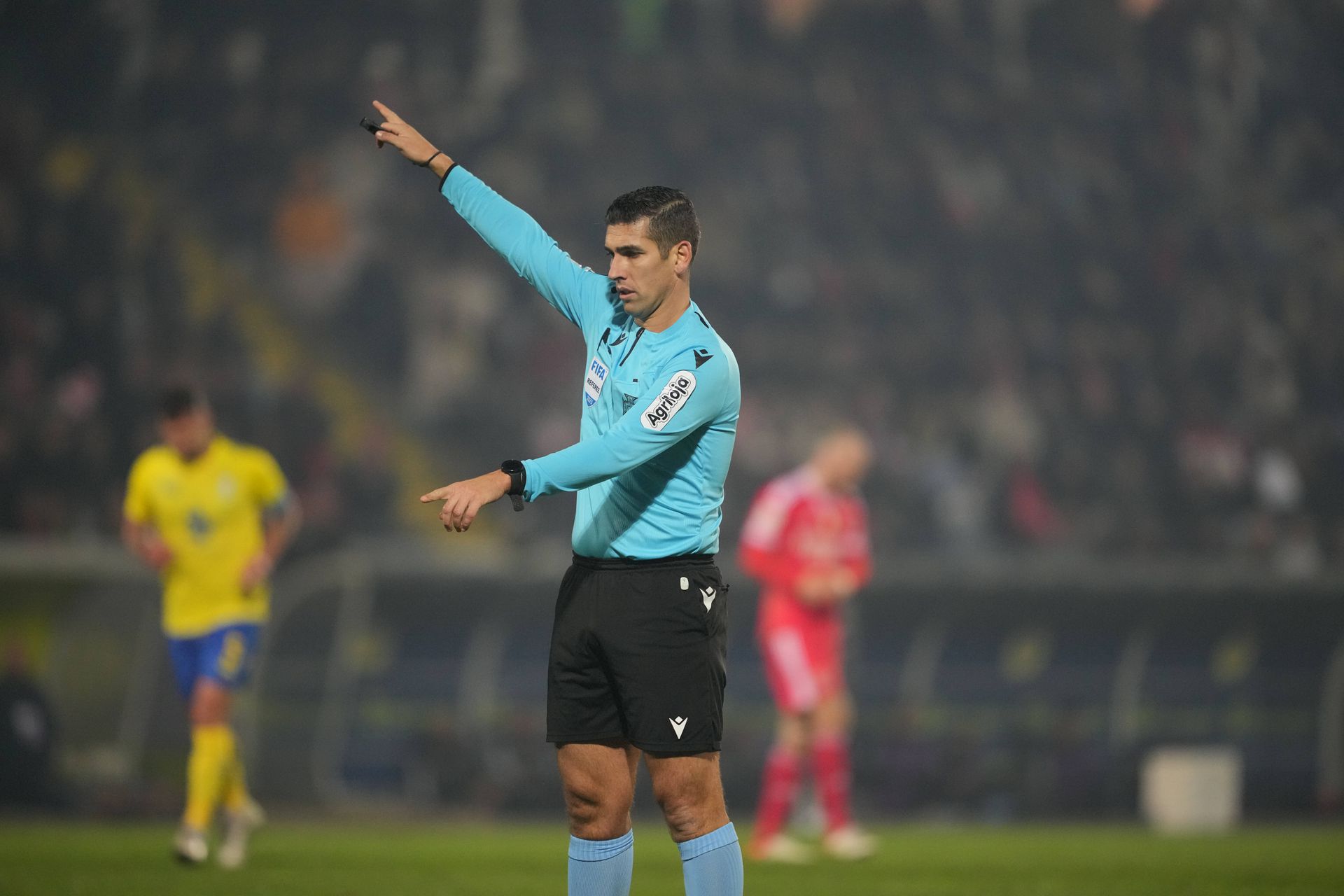 Já há árbitros para os jogos do SL Benfica e o SC Braga na