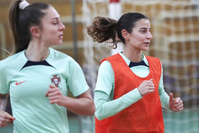 Estreia na seleção feminina de futsal: «Vai ser entrega máxima»