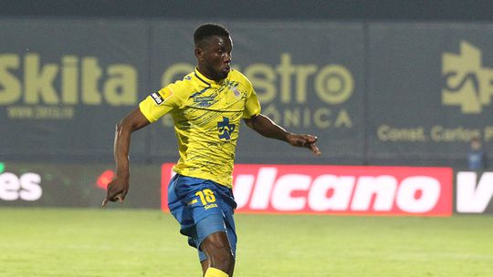 Kouassi feliz pelos 50 jogos no Arouca: «O clube sempre me deu confiança e motivação para fazer o que mais gosto»