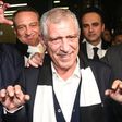 Fernando Santos já está em Istambul e... ganhou alcunha: 'O Padrinho'