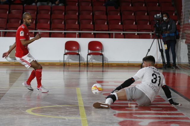 OFICIAL: Benfica anuncia saída de Nilson