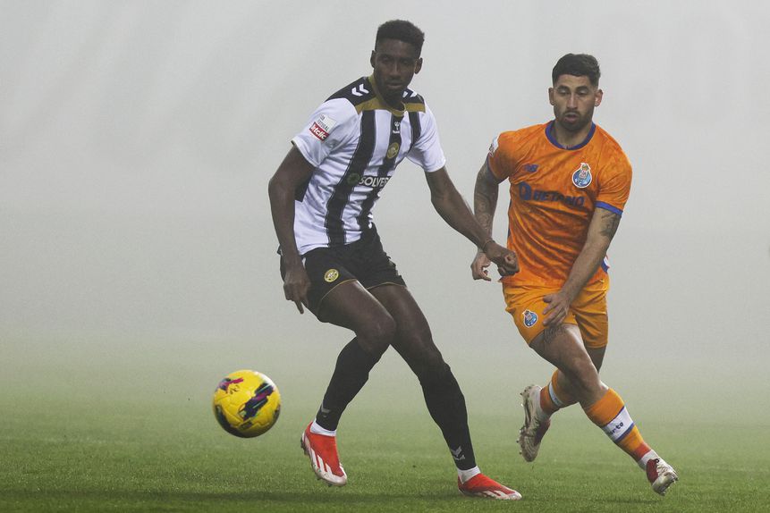 Nacional-FC Porto foi reagendado para este domingo