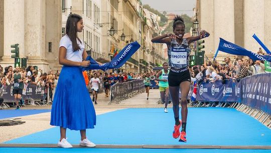 Vencedora da Meia Maratona de Lisboa suspensa provisoriamente por doping