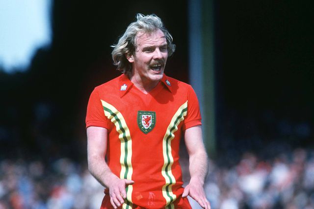 Terry Yorath ao serviço da seleção de Gales, em 1979