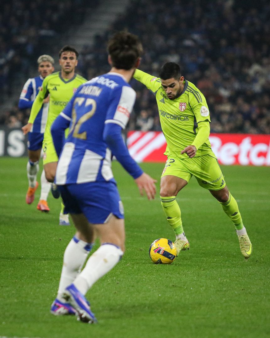 Leonardo Rivas tem vindo a ser opção com João Henriques. Fotografia: Aves SAD
