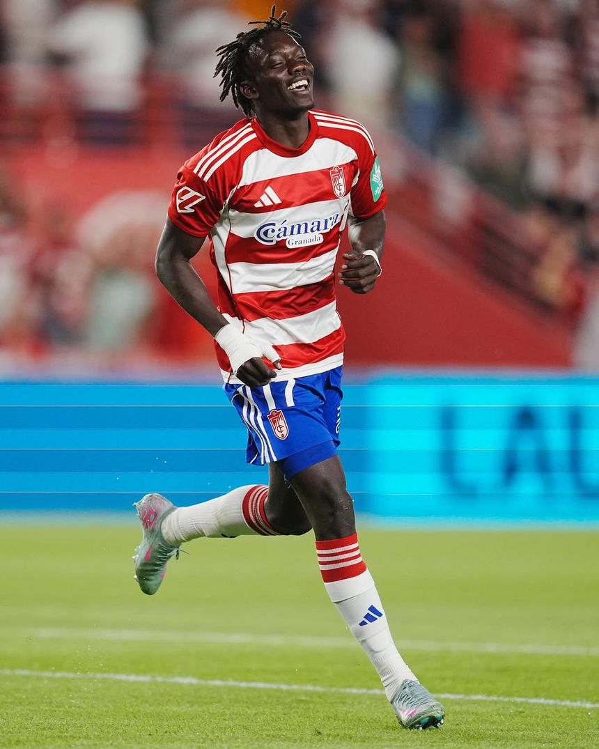 Faye vai assinar vínculo até 2030 e ficar blindado com cláusula de €80 M