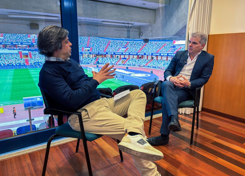 Entrevista de José Francisco Neves a A BOLA decorreu no Estádio Dr. Magalhães Pessoa, em Leiria, onde se joga a 'final four' da Taça da Liga - Foto: Teófilo Afonso