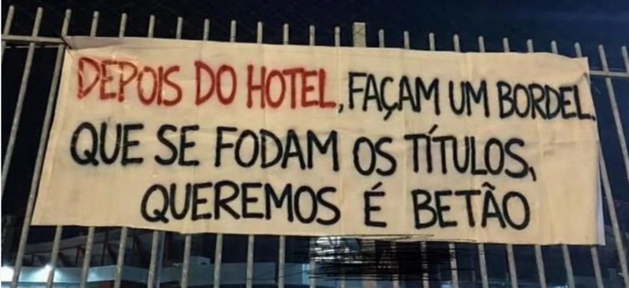 A tarja colocada na Luz