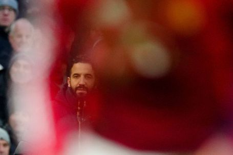 Com Mourinho a não conseguir encontrar soluções para tornar o Benfica uma equipa vencedora, o nome de Amorim começa a ganhar forma — Foto: IMAGO