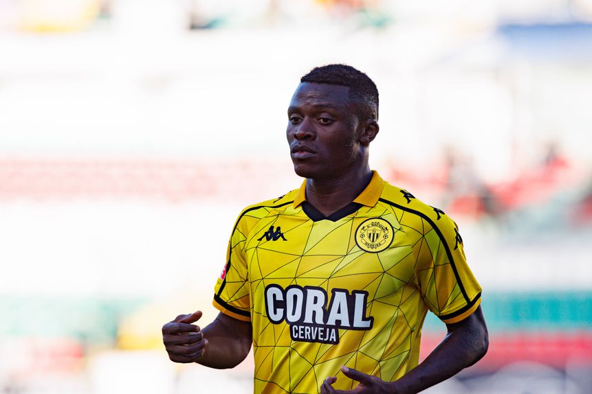 Witi foi a novidade do treino desta quinta-feira do Nacional.