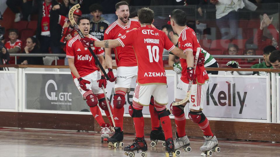Benfica vence Sporting e apura-se na Champions