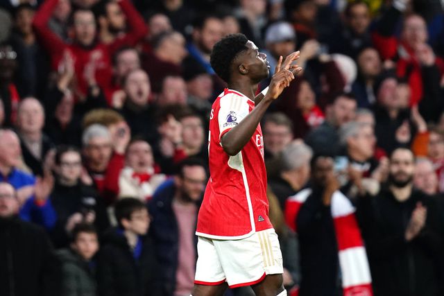 Saka pagou 120 cirurgias a crianças nigerianas