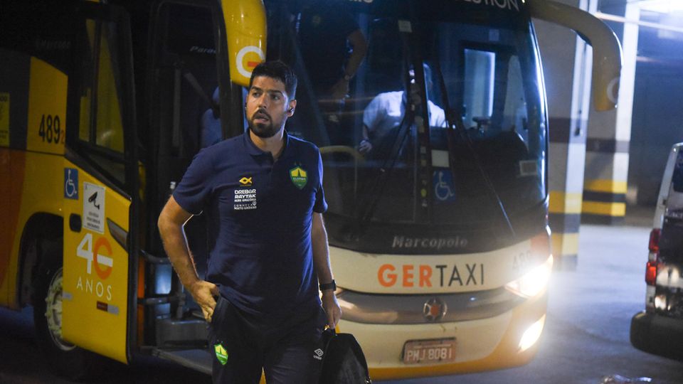 Treinador interino do Corinthians confirma chegada iminente de António Oliveira