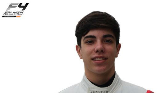 Prodígio português de 15 anos junta-se à Fórmula 4 espanhola