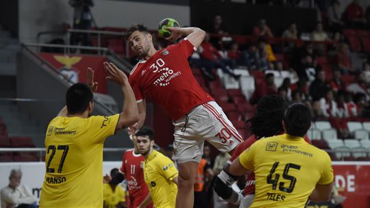 Benfica derrota ABC para conquistar primeira vitória na fase final da liga