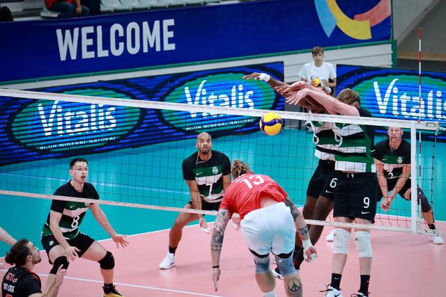 Benfica e Sporting vão decidir título masculino