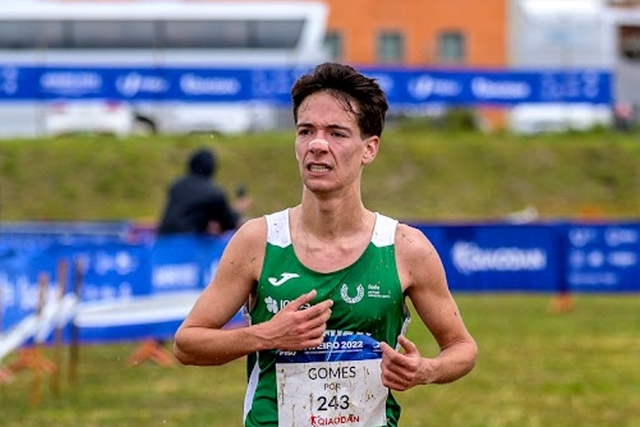 Duarte Gomes faz história e mínimos nos 3000 metros
