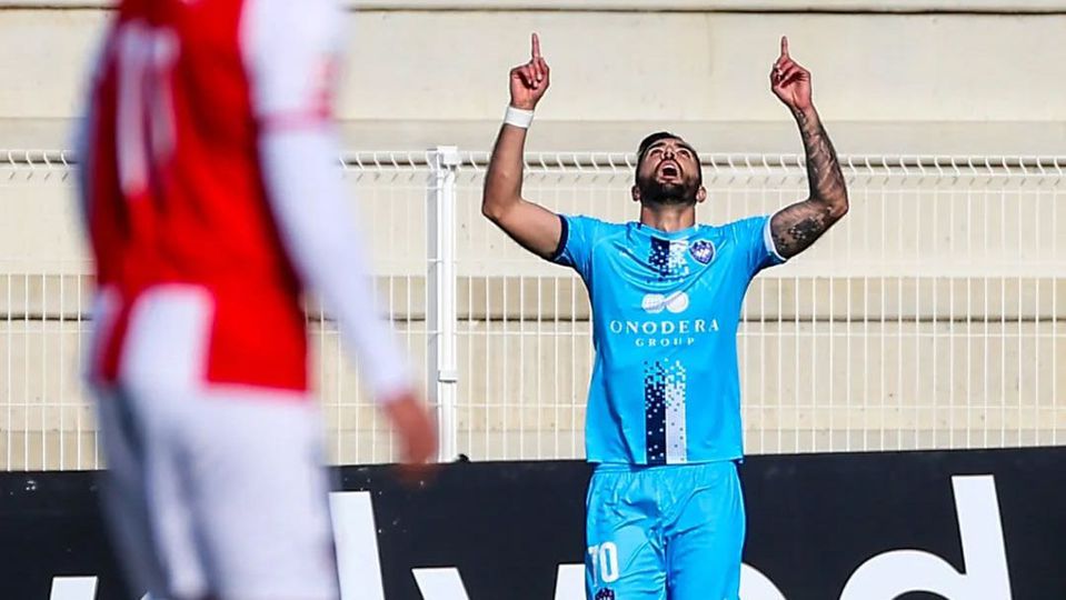 Liga 2: Oliveirense teve (literalmente) mais cabeça que o Leixões