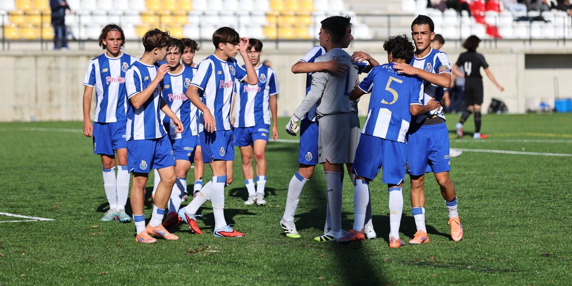 FC Porto goleou (5-1) o Sporting em Alcochete, na fase de apuramento de campeão de iniciados - Foto: FC PORTO