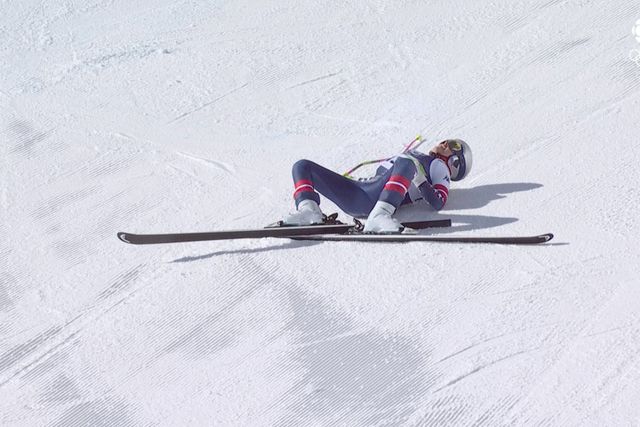 A queda assustadora de Lindsey Vonn, a rainha da neve