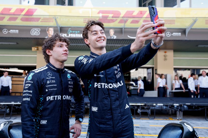 Kimi Antonelli e George Russell prometem velar a Mercedes longe em 2026     Fotografia Imago