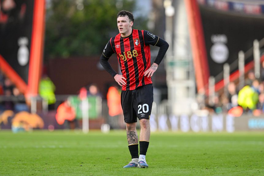 Alex Jiménez, jogador do Bournemouth em definitivo