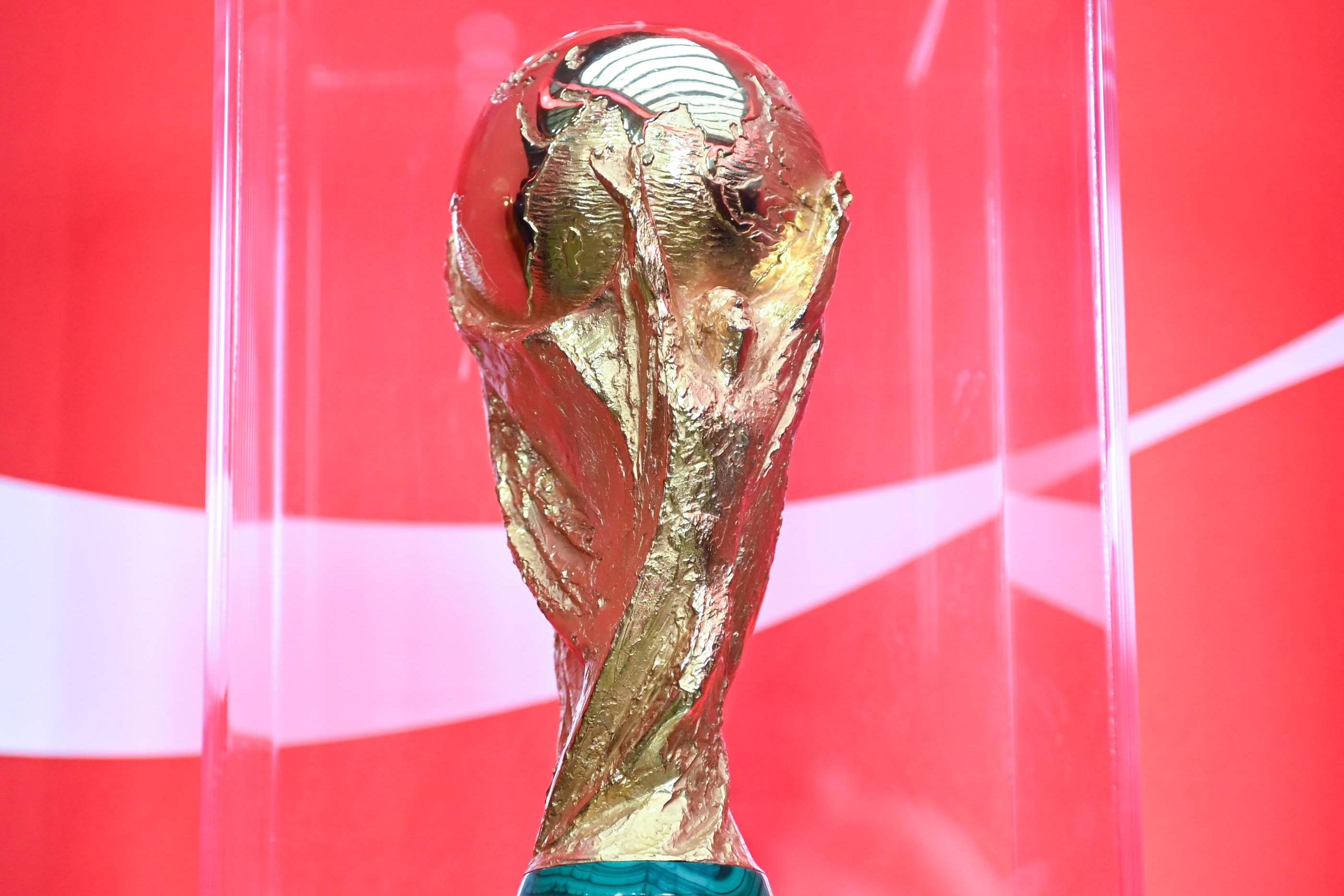 Eis o troféu do Mundial 2026
