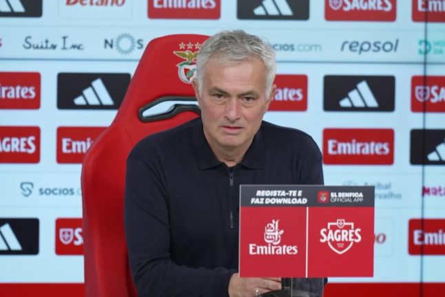 Mourinho dá os parabéns ao Alverca: «Não fizeram antijogo, surpreenderam-me»