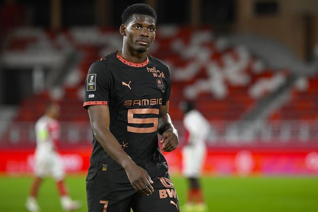 Breel Embolo é jogador do Rennes