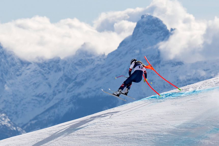 Lindsey Vonn no início da descida antes da queda - Foto: IMAGO