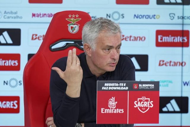 Mourinho: «O Anísio tem golo, é abençoado»