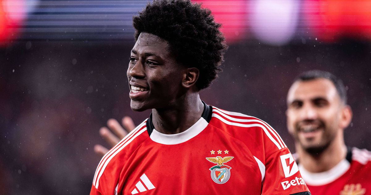 Já lhe chamam «'starboy'!» Menino bonito do Benfica mimado pelos colegas