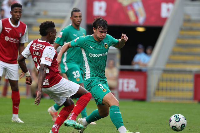 Rio Ave-SC Braga: colher pontos por entre o vendaval