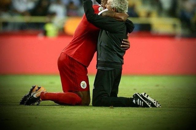 Luisão deixa homenagem a Pietra: «Descanse em paz meu amigo»