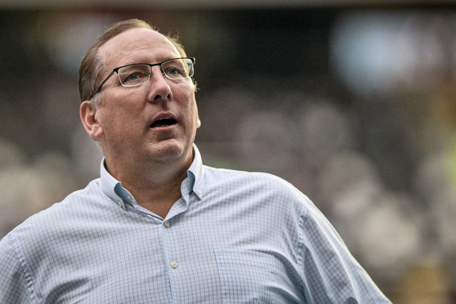 RWD Molenbeek de John Textor despromovido na Bélgica