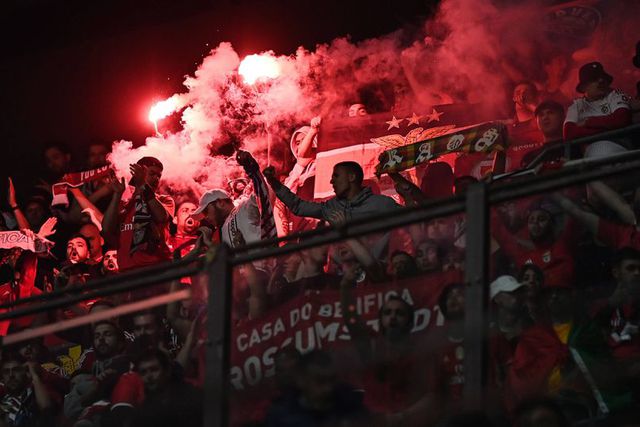 Benfica sancionado pela UEFA