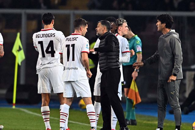 Sérgio Conceição a orientar o Milan em Lecce