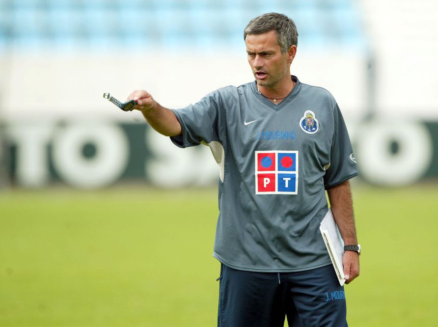 José Mourinho durante um treino nos primeiros tempos ao serviço do FC Porto