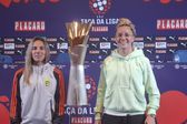 Lúcia Alves, defesa do Benfica, e Ana Capeta, avançada do Sporting, projetaram a final da Taça da Liga, em conferência de Imprensa conjunta realizada ao final da tarde deste sábado, no Estádio Dr. Magalhães Pessoa, em Leiria, palco do jogo de amanhã