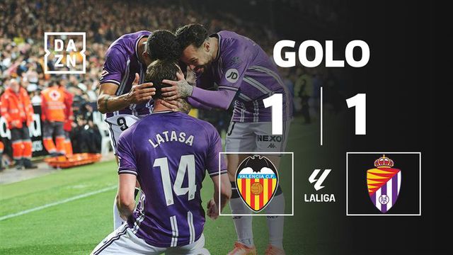 Incrível! Veja bem esta 'oferta' do guarda-redes do Valência (vídeo)