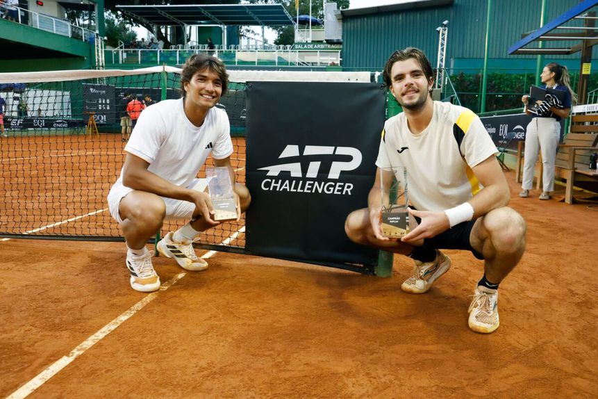 Henrique Rocha venceu pares com Jaime Faria no Brasil.
Foto: Luz Press/Luiz Cândido/FPT