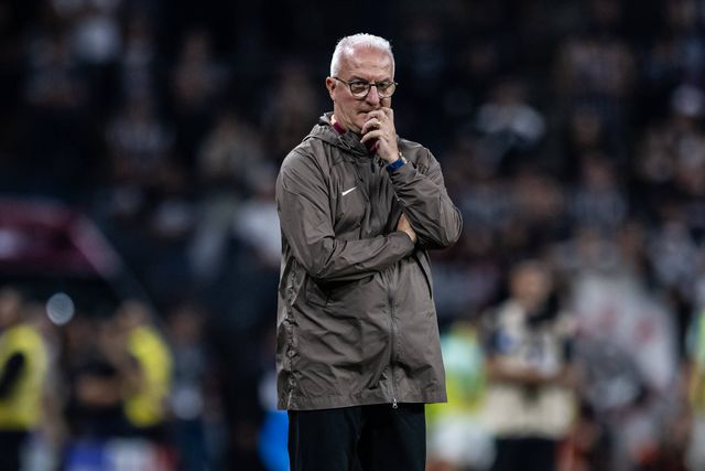 Dorival Júnior, 63 anos, treinador do Corinthians que também já liderou a seleção brasileira - Foto: Imago