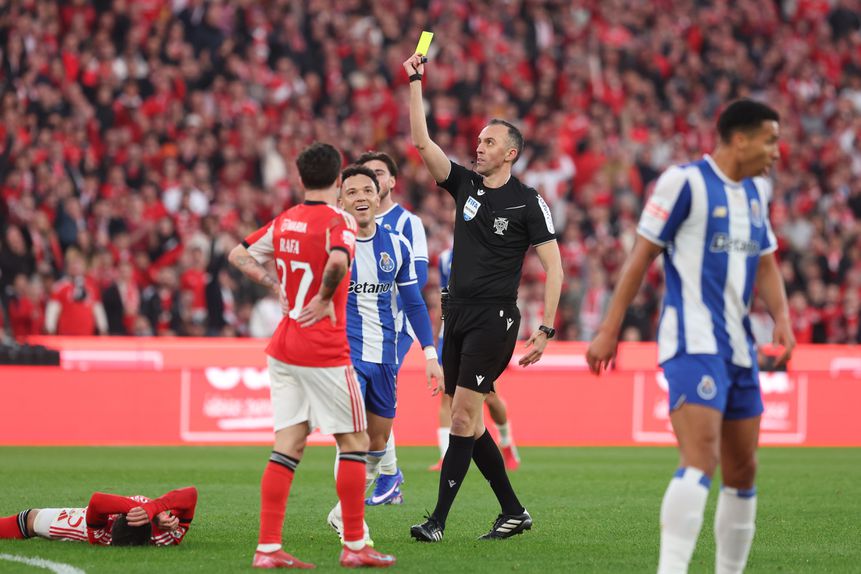 João Pinheiro apitou o clássico d Luz - Foto: Catarina Morais/Kapta +