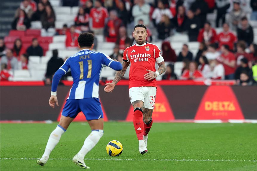 Otamendi saiu lesionado na partida frente ao FC Porto - Foto: Catarina Morais/Kapta+