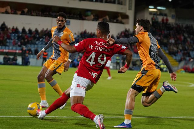 Santa Clara-Vitória de Guimarães: três meses depois, açorianos voltam a vencer