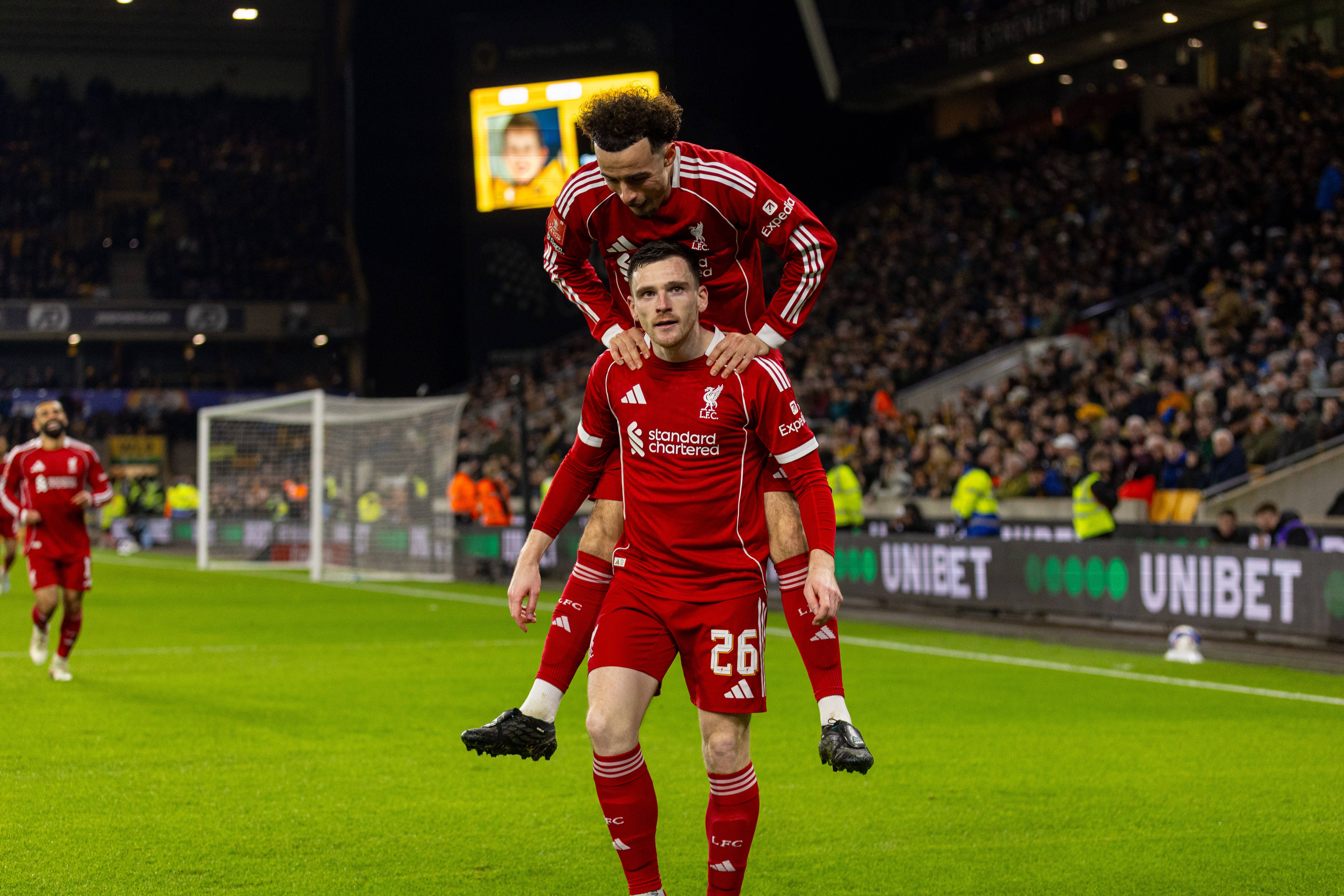 Andrew Robertson foi decisivo no apuramento do Liverpool para os quartos da Taça