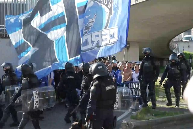 Muitos insultos: a chegada dos adeptos do FC Porto ao clássico