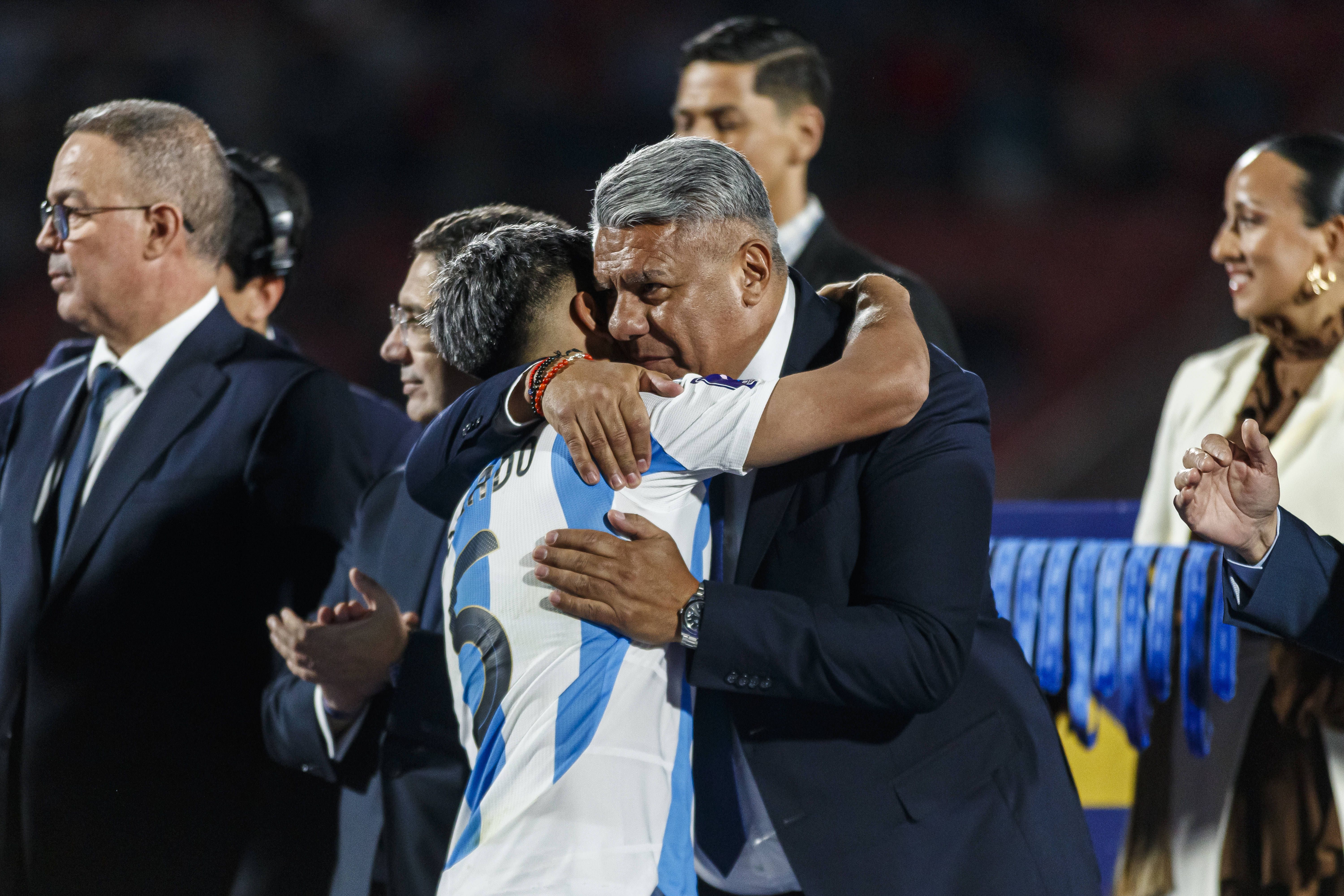 Claudio Chiqui Tapia, Presidente da AFA, no Qatar após a derrota para Marrocos na final do Mundial sub-20