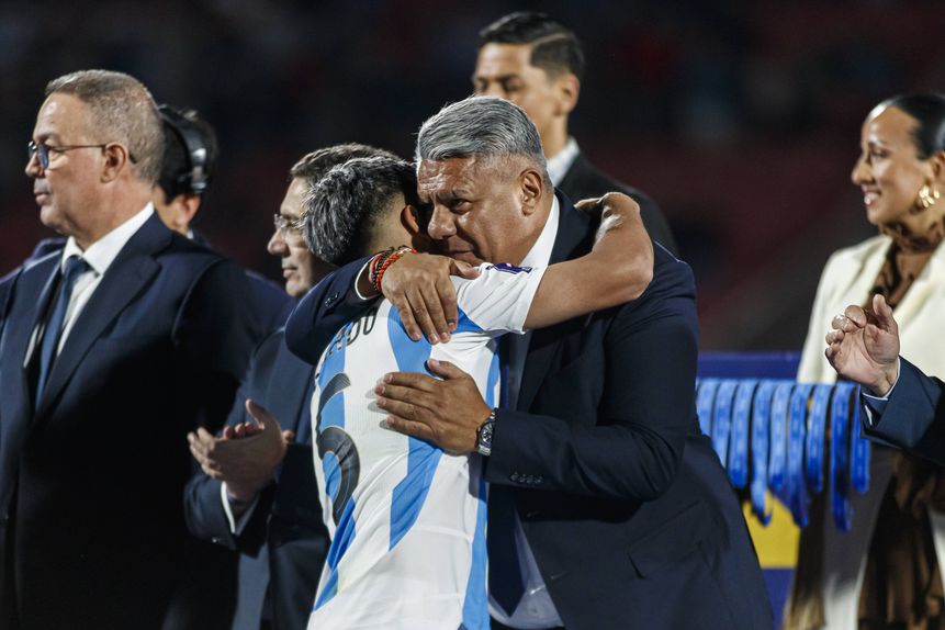 Claudio Chiqui Tapia, Presidente da AFA, no Qatar após a derrota para Marrocos na final do Mundial sub-20