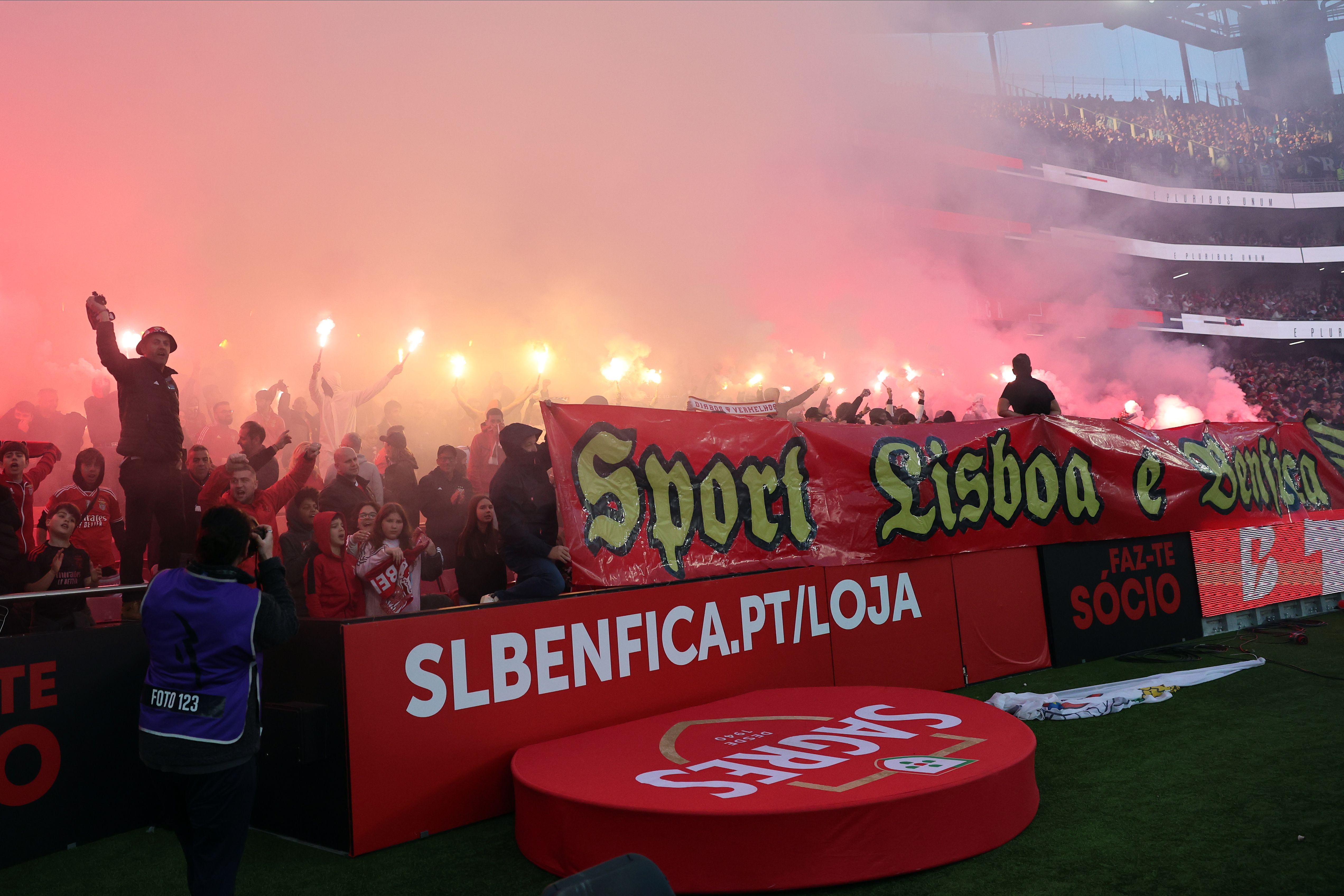 A festa encarnada - Foto: Catarina Morais/Kapta +